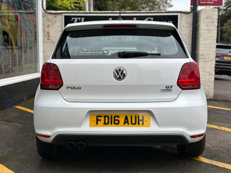 VOLKSWAGEN POLO