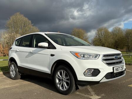 FORD KUGA 1.5 T EcoBoost Titanium